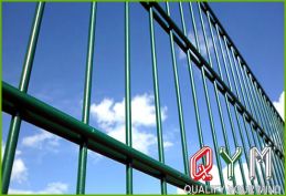 868 double weld wire mesh fence