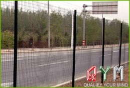 Holland wire mesh fence with swallow tails